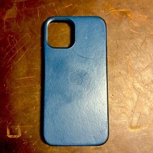 Apple iPhone 12 Pro Leather Case - Blue